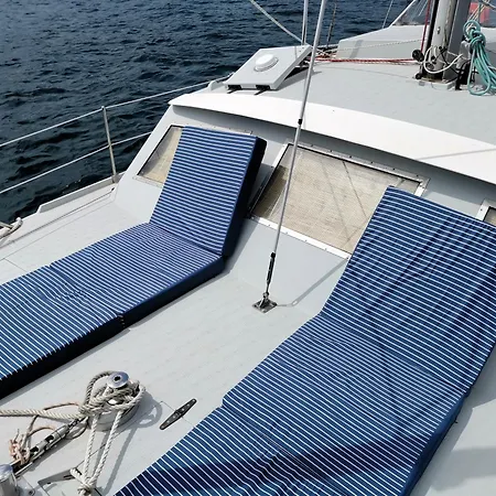 Πλωτό κατάλυμα Bateau Catamaran Aventure - Dormez Sur L'eau